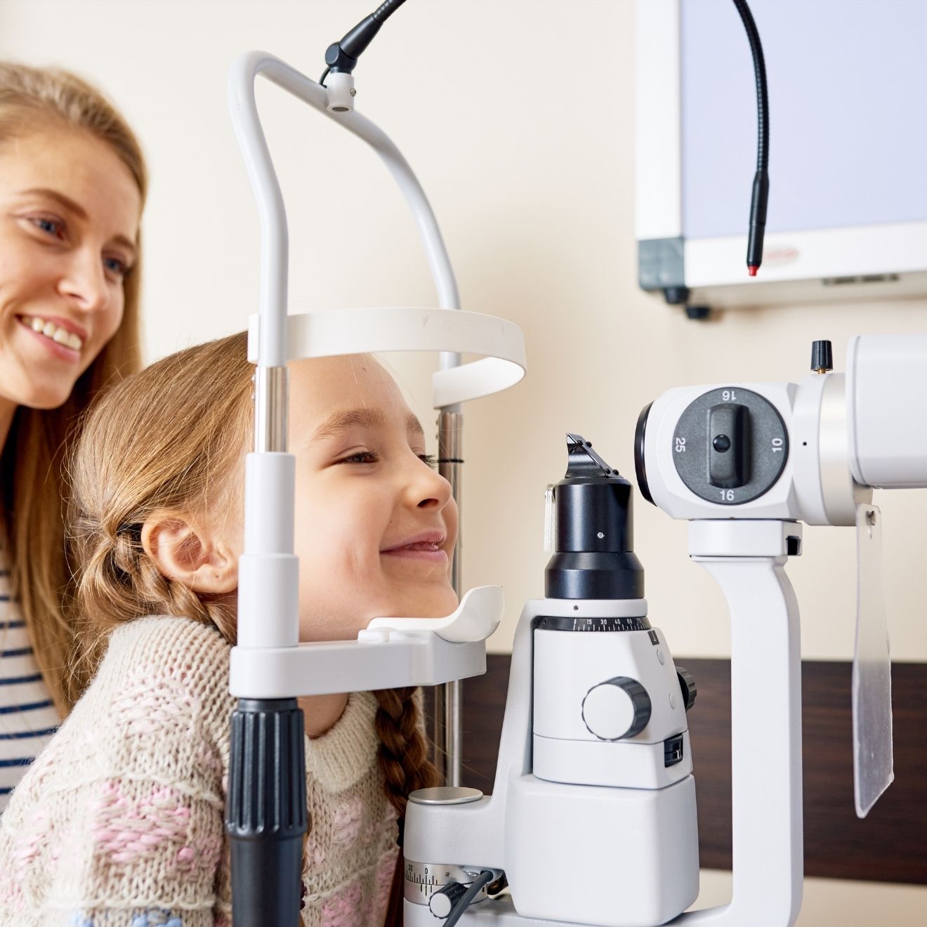 OCT Scanning Opticare Opticians Glasgow